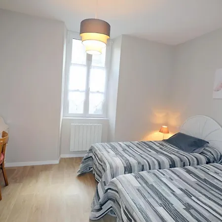 Apartment Le Flores Idealement Situe Centre Luz Appart T3 6 Personnes Parking Luz-Saint-Sauveur